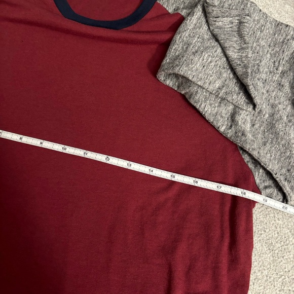 Old Navy soft washed burgundy & gray raglan tee medium - Picture 6 of 7